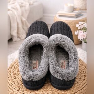 BOBS by Skechers Women’s Size 10 Dark Gray Knit Memory Foam Street Shoes